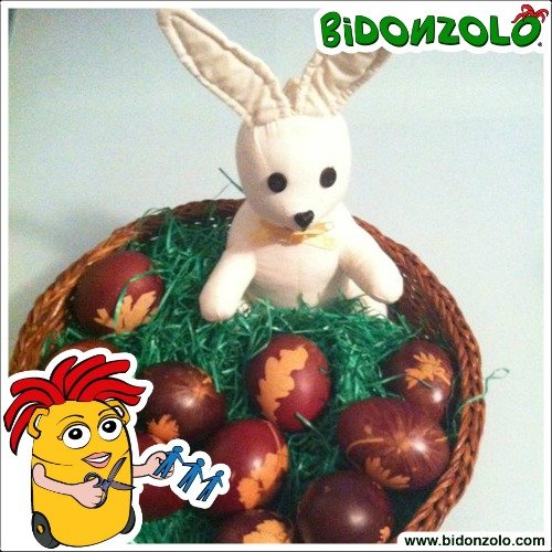 Colorare le uova in modo naturale