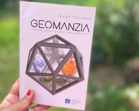 Geomanzia di Davide Mazzocco